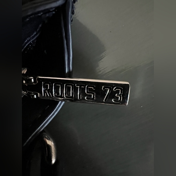 Roots 73 Crossbody - Picture 7 of 8